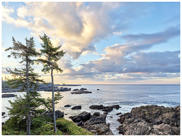 Wild Pacific Coast, Sunrise, Ucluelet BC, Vancouver Island, Canada